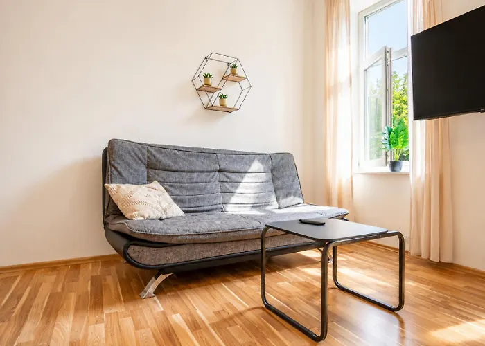 Apartment Affordable 1br Near Schoenbrunn & Westbahnhof Great For Long Vienna