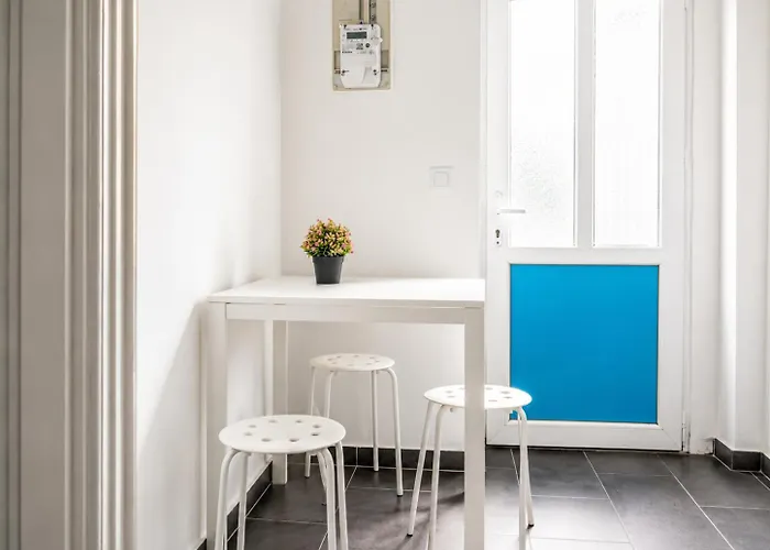Affordable 1br Near Schoenbrunn & Westbahnhof Great For Long * Vienna